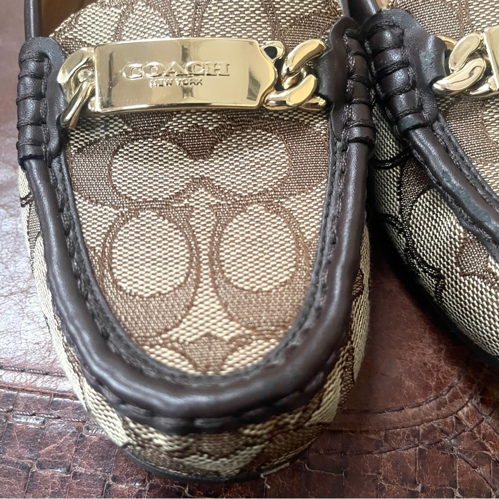 Coach Olive Classic Monogram Logo Print Canvas Leather Trimmed Loafers Size 8 - Picture 13 of 16